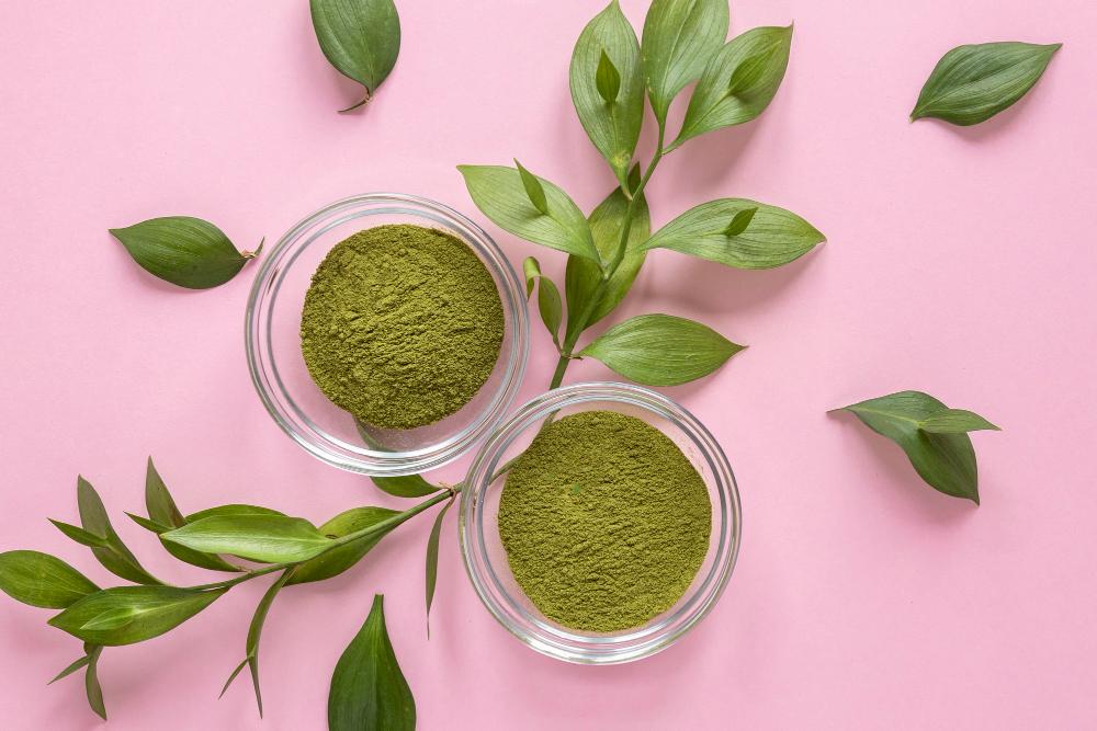 green moringa powder